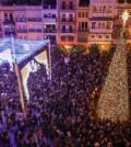 Alumbrado de Navidad en Sevilla. Encendido luces. Iluminación navideña